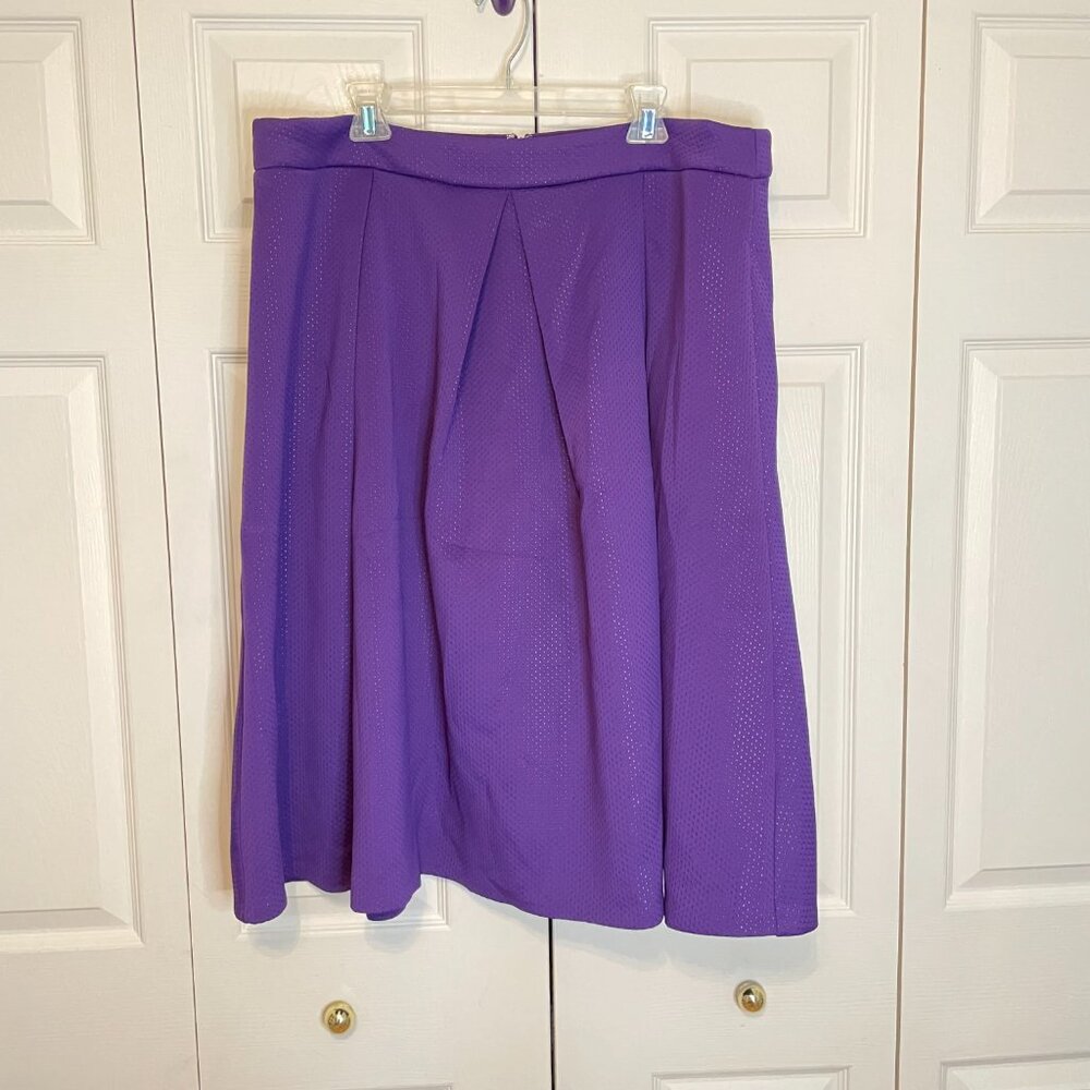 Eloquii Pleated Perforated Scuba Knit Midi Skirt size Women’s 22 Plus Size